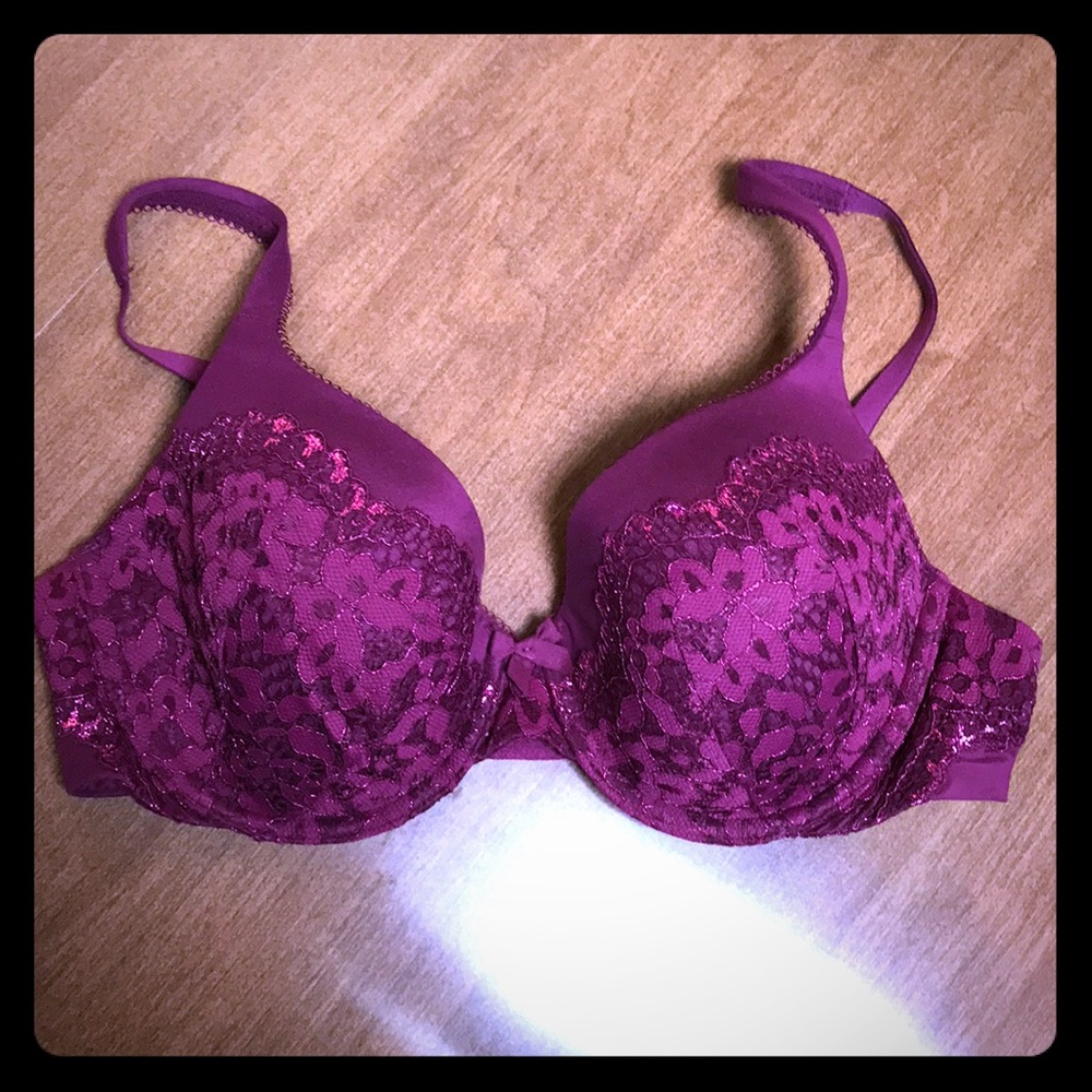 Victoria Secret Body by Victoria bra